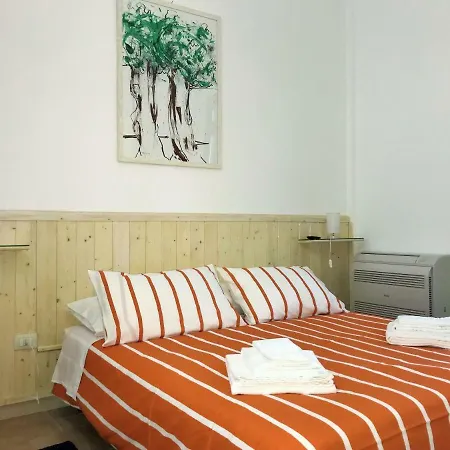 Dimora Il Tiglio- Mini Apartment Lecce